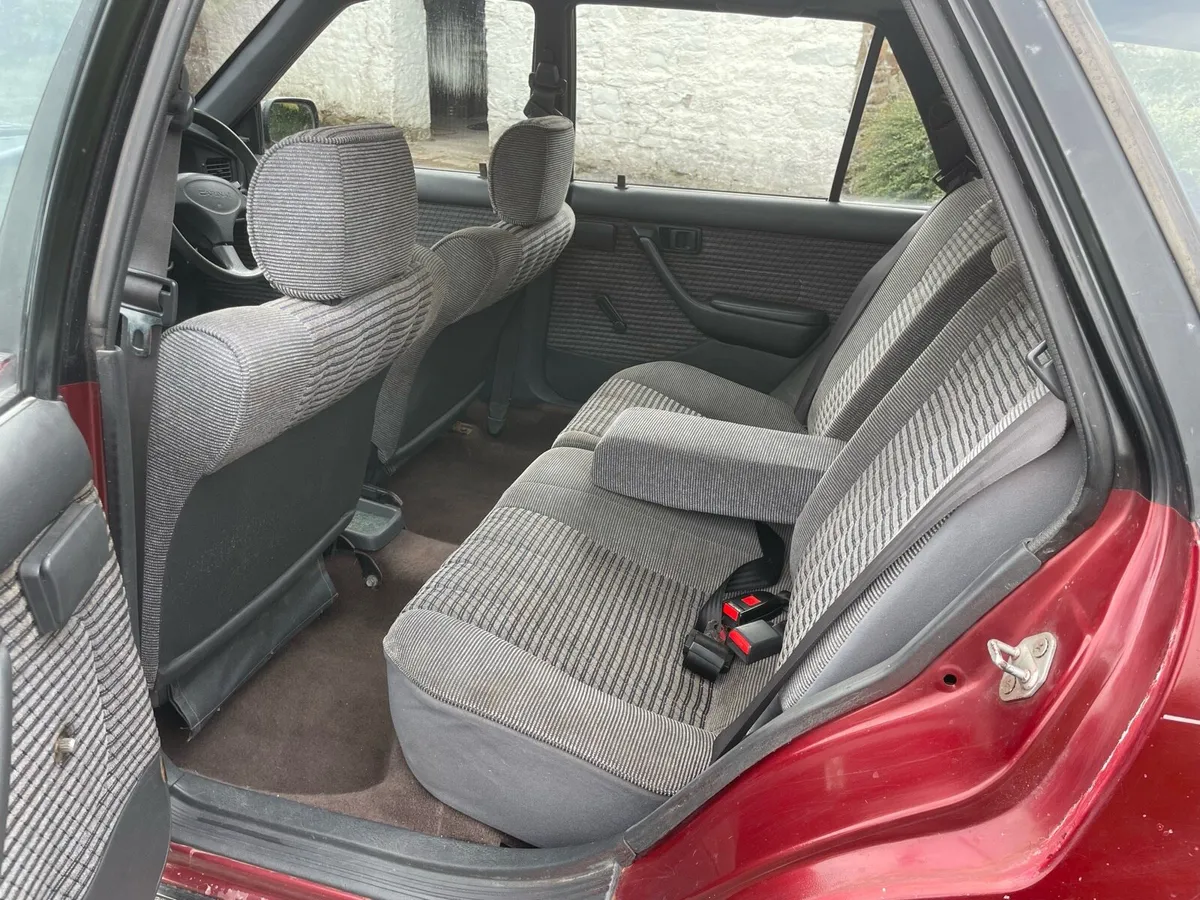 Toyota carina estate TA17 - Image 3