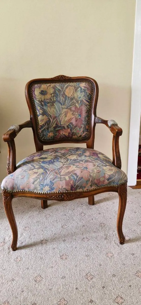 Dining room furniture - Image 1