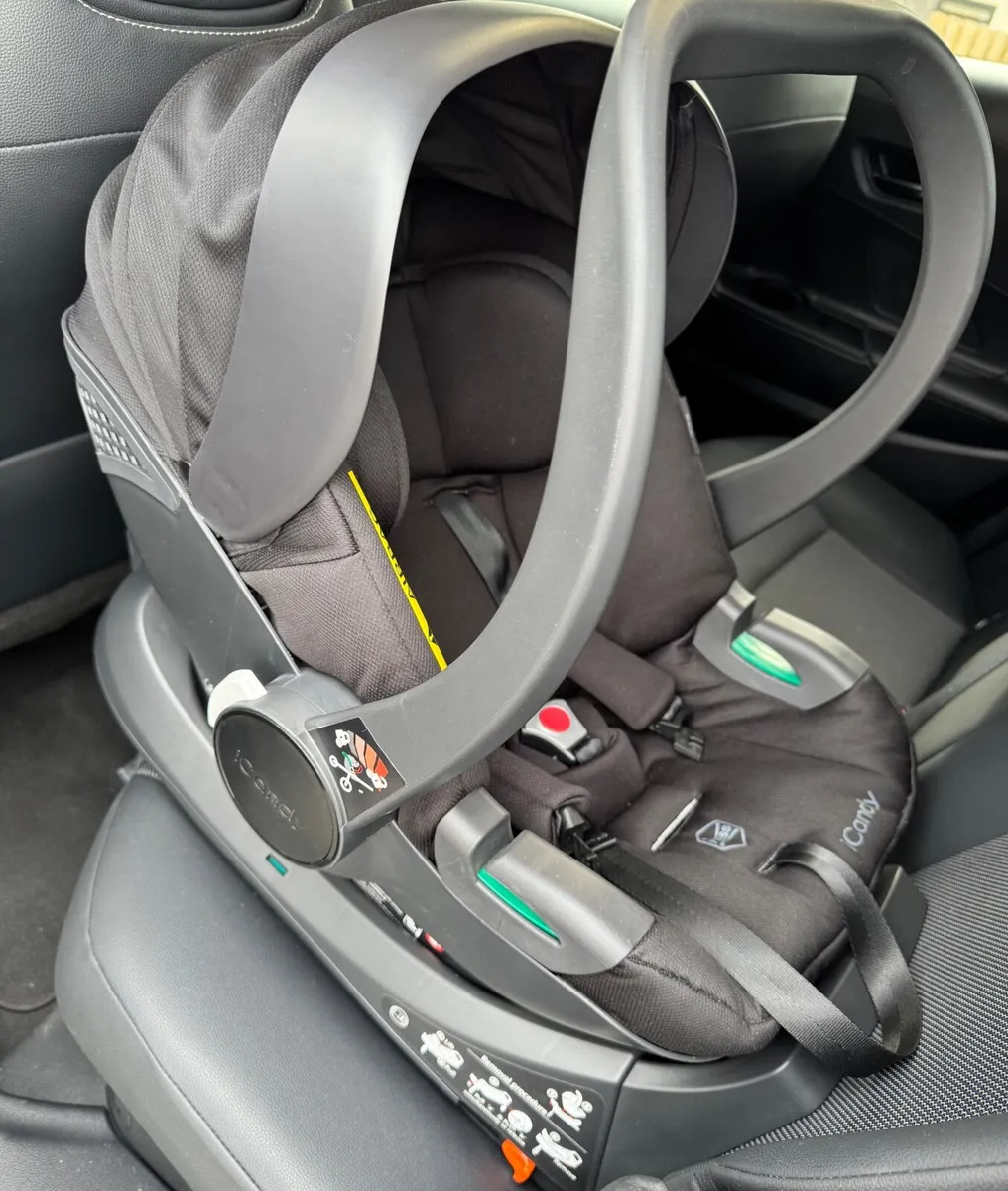 Icandy Car seat + base - Image 1