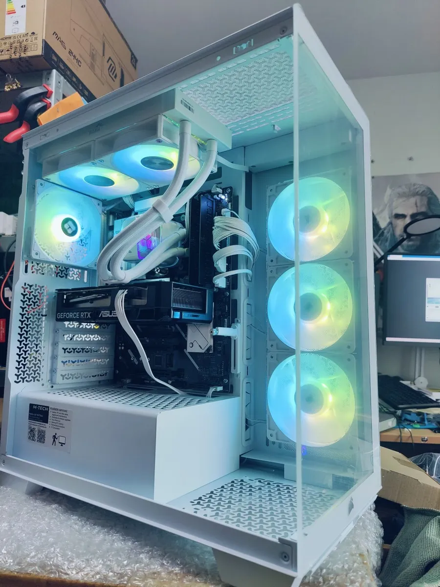 High Performance Custom Gaming PC Intel Core Ultra - Image 1