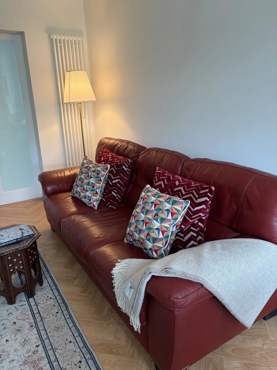 Sofa leather 3 seater - Image 3