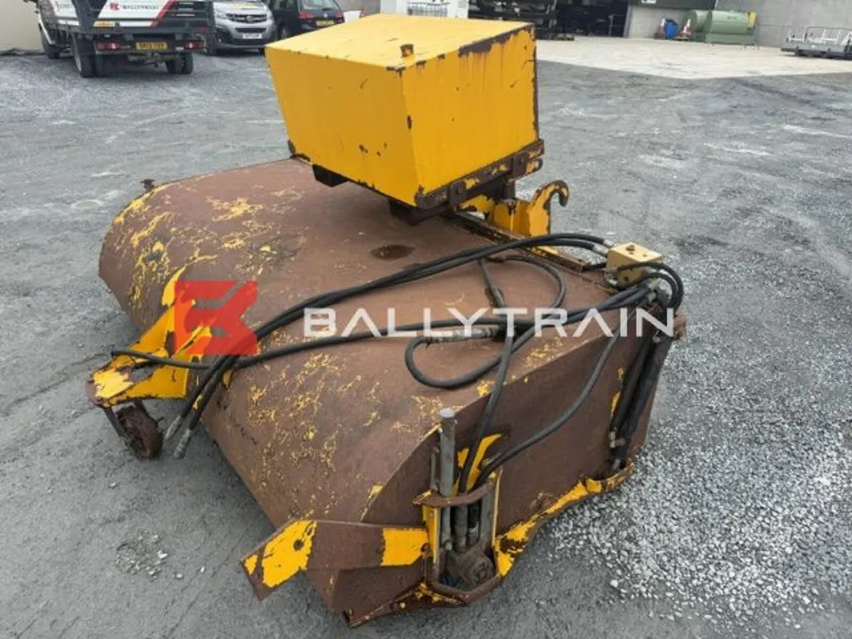 JCB Yard Sweeper - Image 2