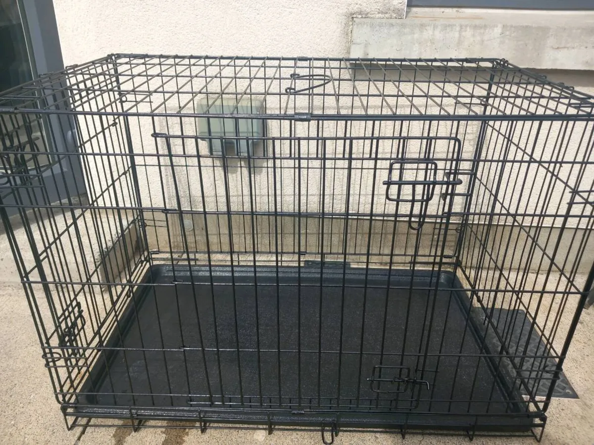 Large dog travel crate. - Image 4