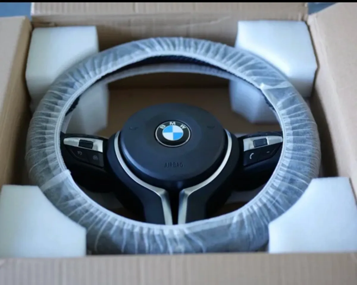 BMW steering wheel - Image 4