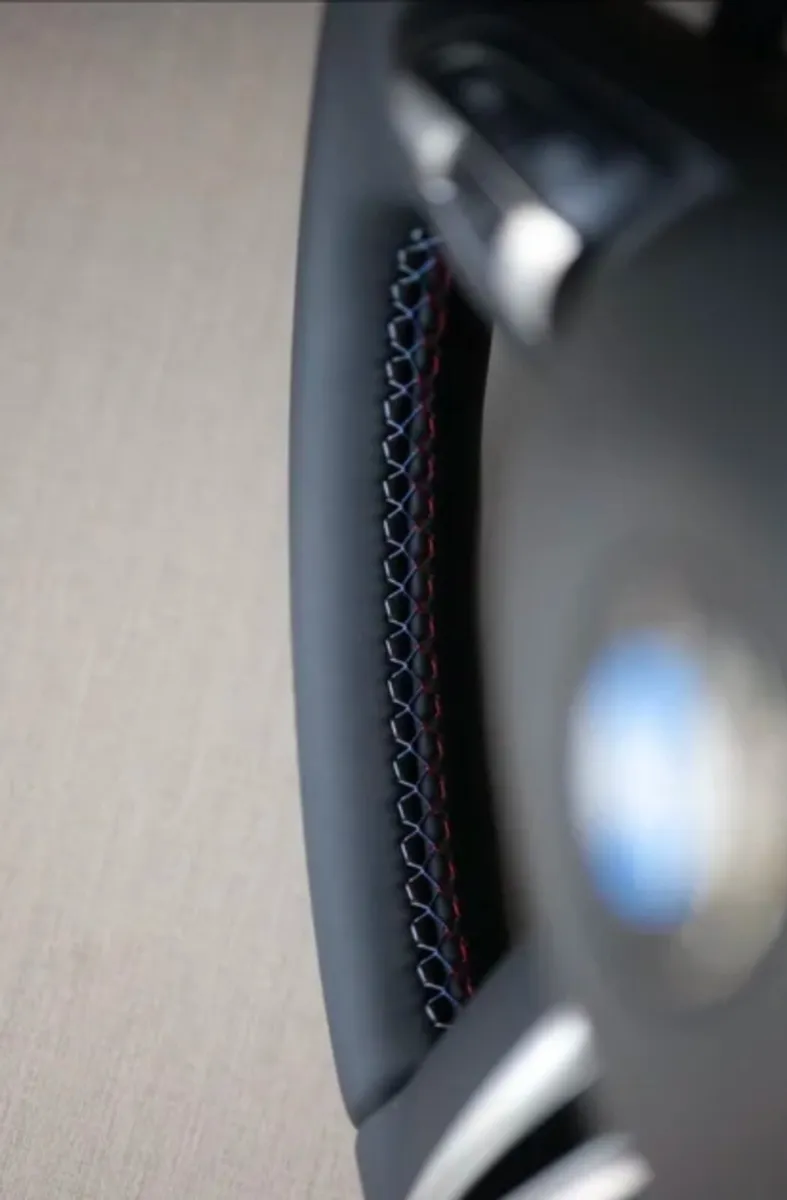 BMW steering wheel - Image 3