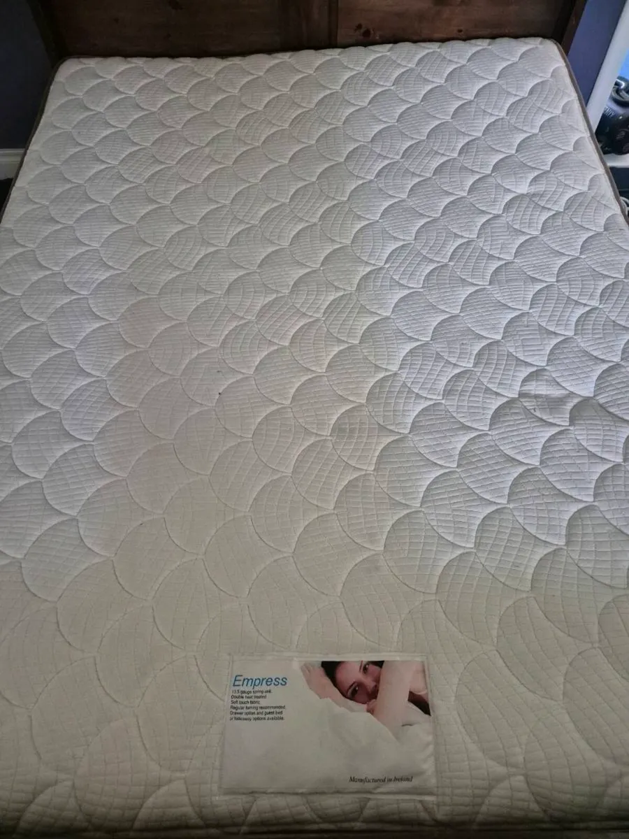 King size mattress - Image 1