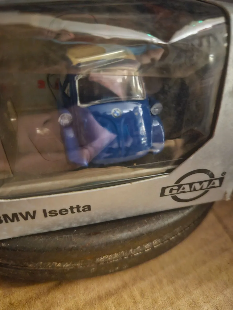 Corgi GAMA BMW Isetta - Image 2