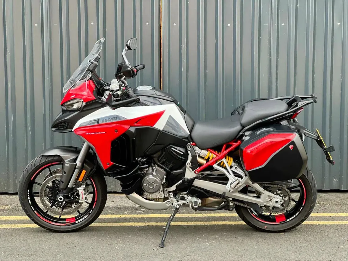 2022 Ducati Multistrada V4 S Granturismo - Image 2
