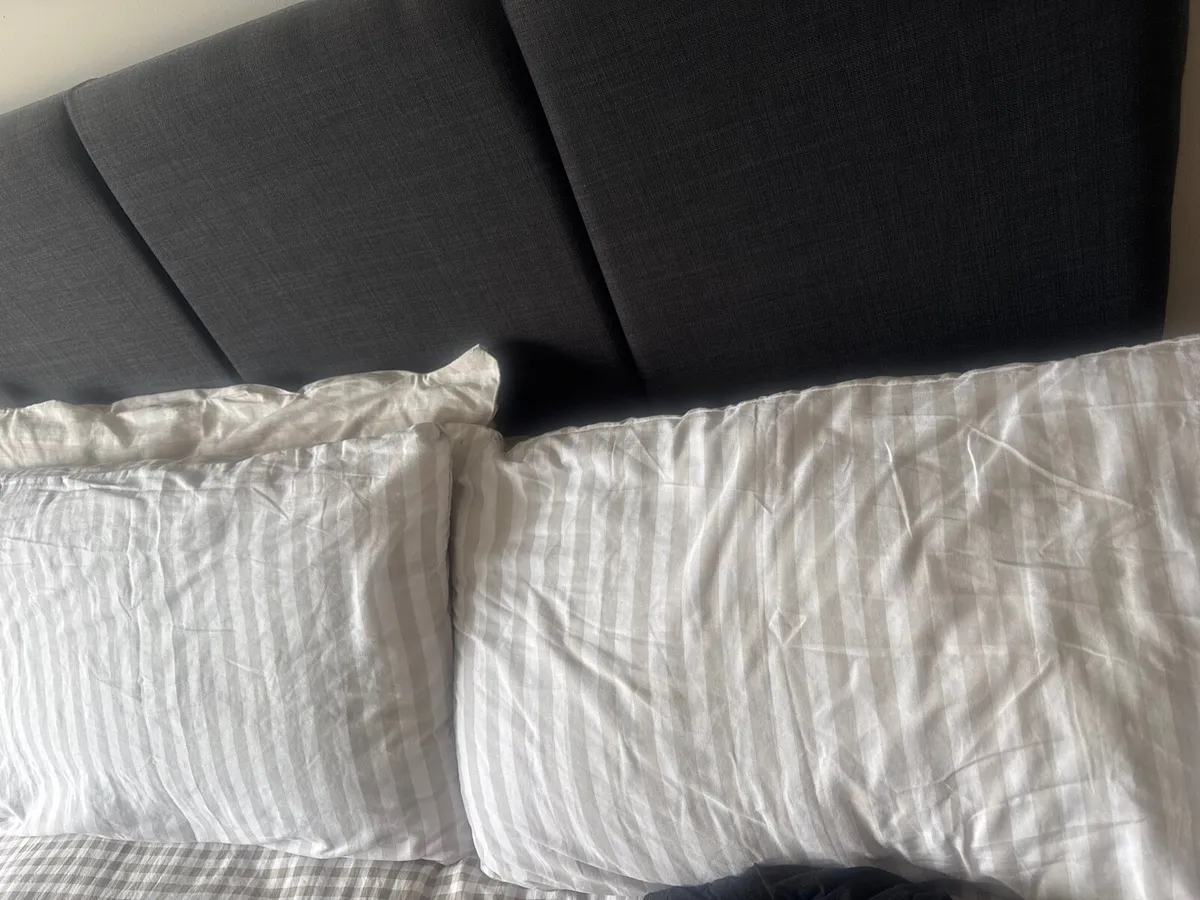 Double bed - Image 3