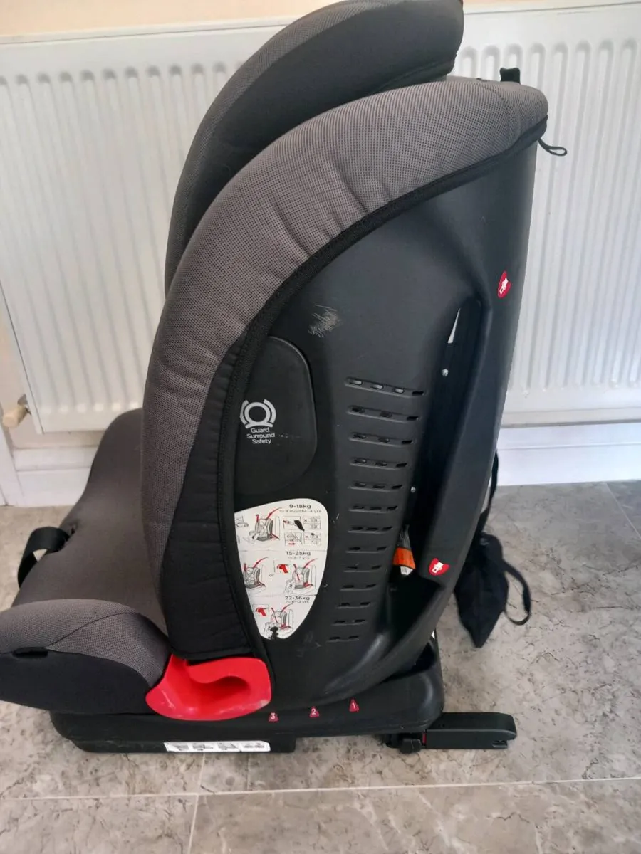 Joie isofix Kids car seat. - Image 4