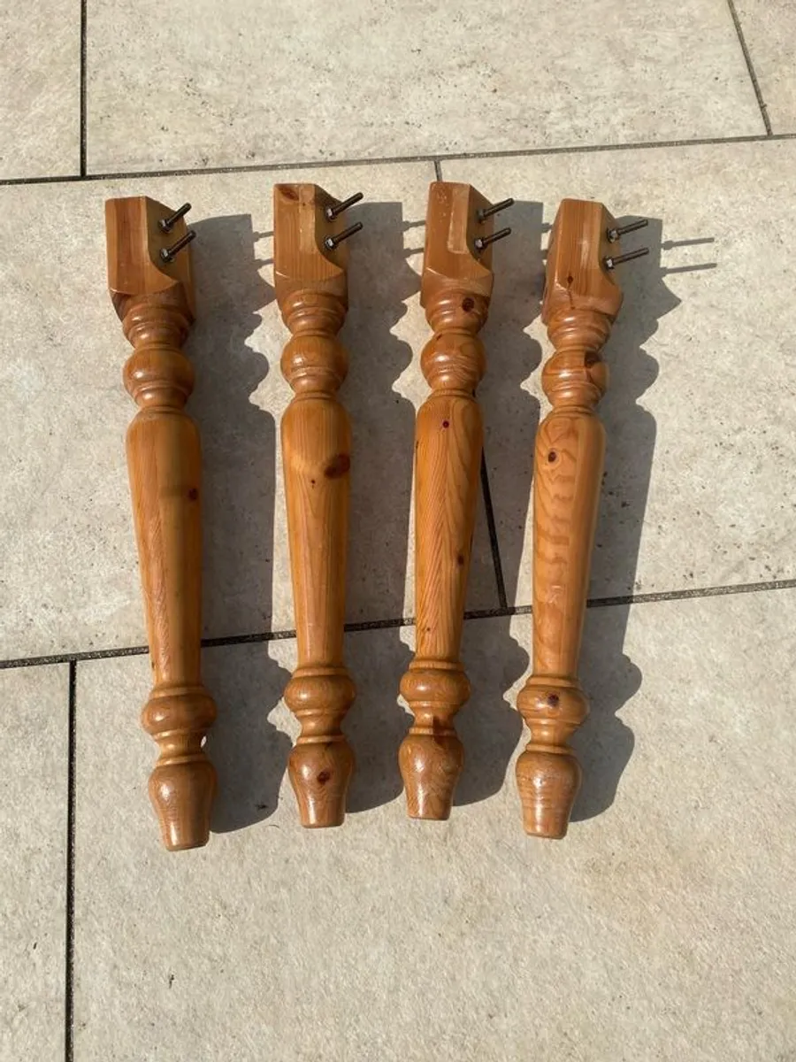 4 Spindled Table Legs - Solid Wood - Image 1