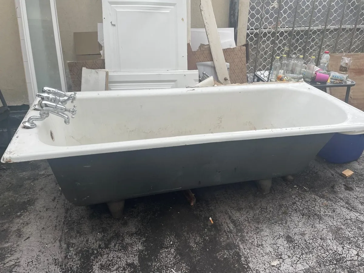 FREE TO TAKE AWAY - Cast Iron Bath - Image 1