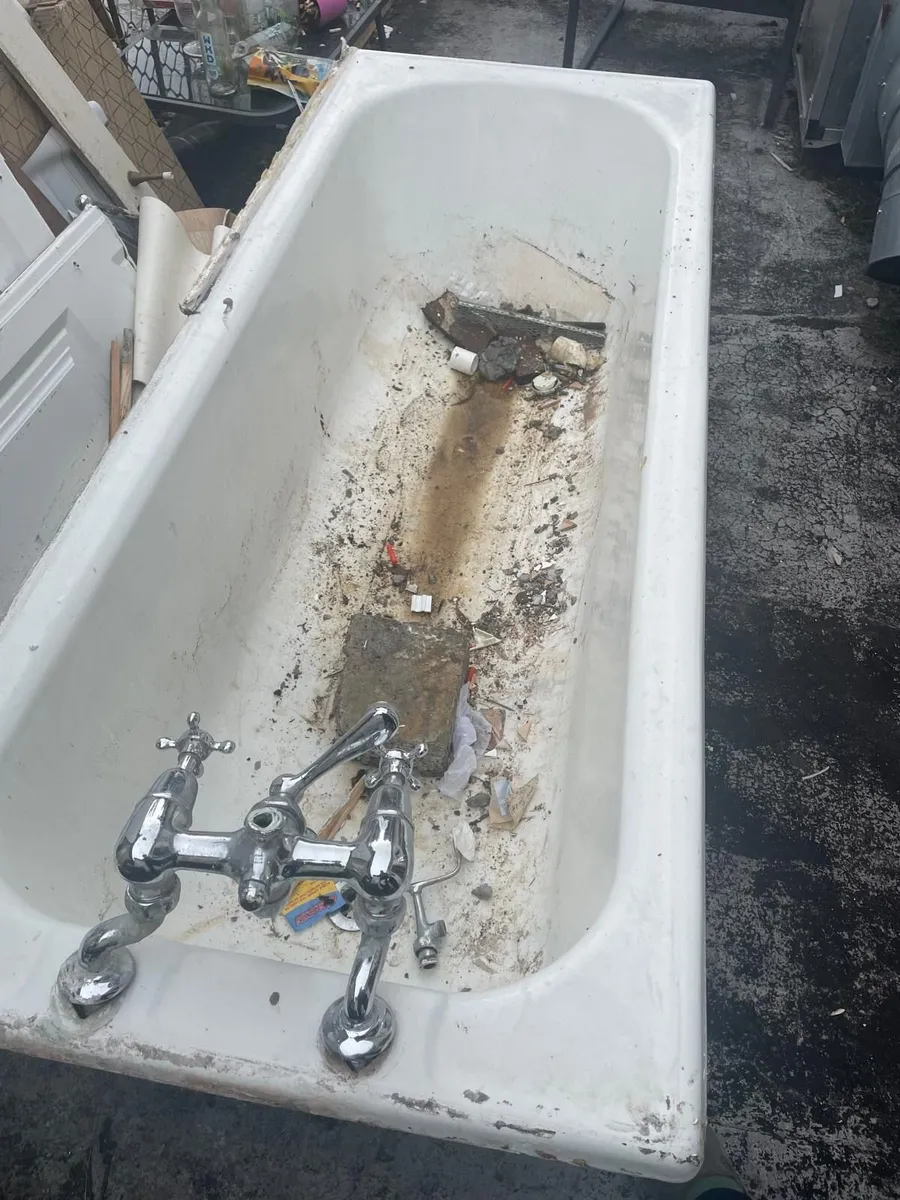 FREE TO TAKE AWAY - Cast Iron Bath - Image 2