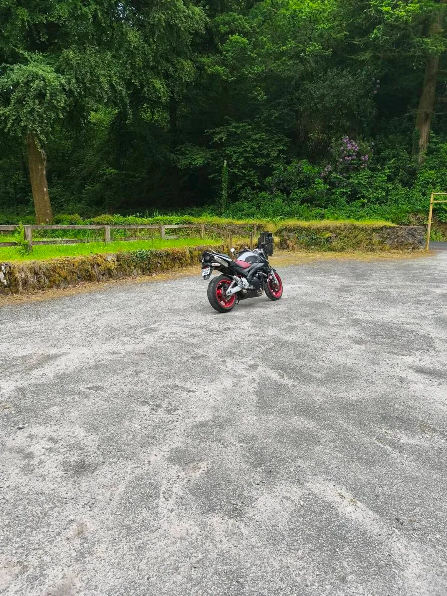 Suzuki gsr 600 yoshimura edition - Image 3