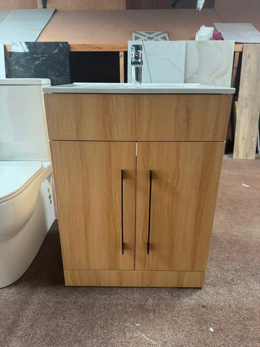 Clearance Deal Brand New Oak Vanity Unit & Sink, - Image 1