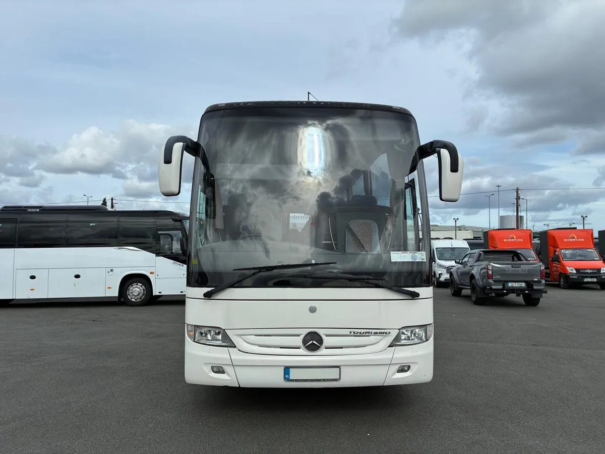 Mercedes-Benz Tourismo - Image 2