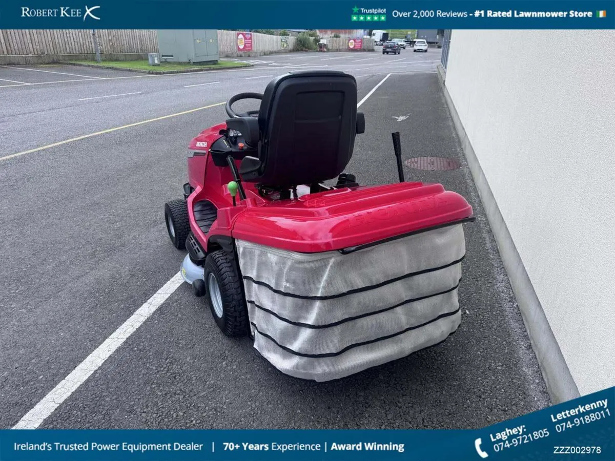 Honda HF2417 Ride-On Lawnmower – ZZZ002978 - Image 3
