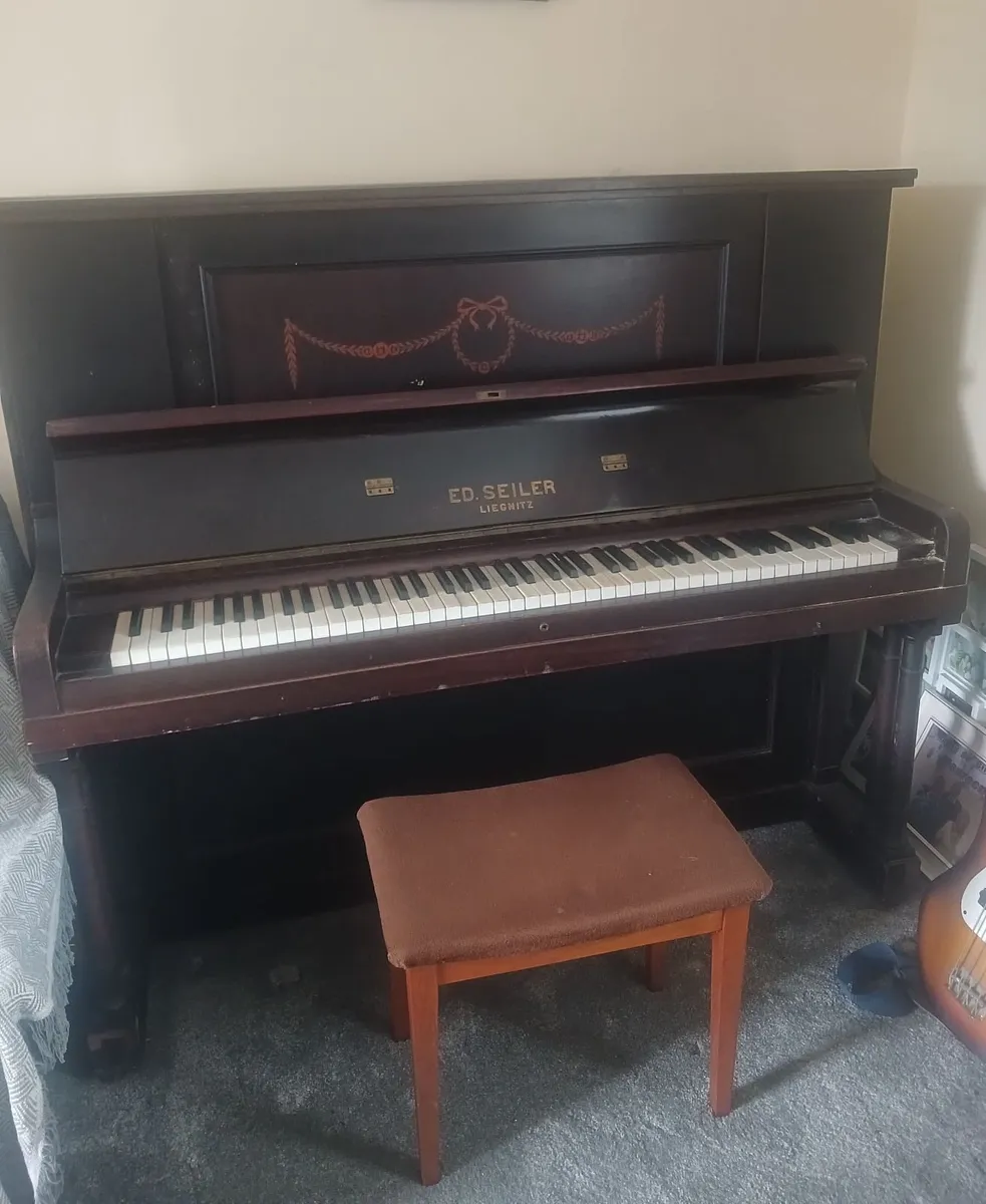 Piano - Image 2
