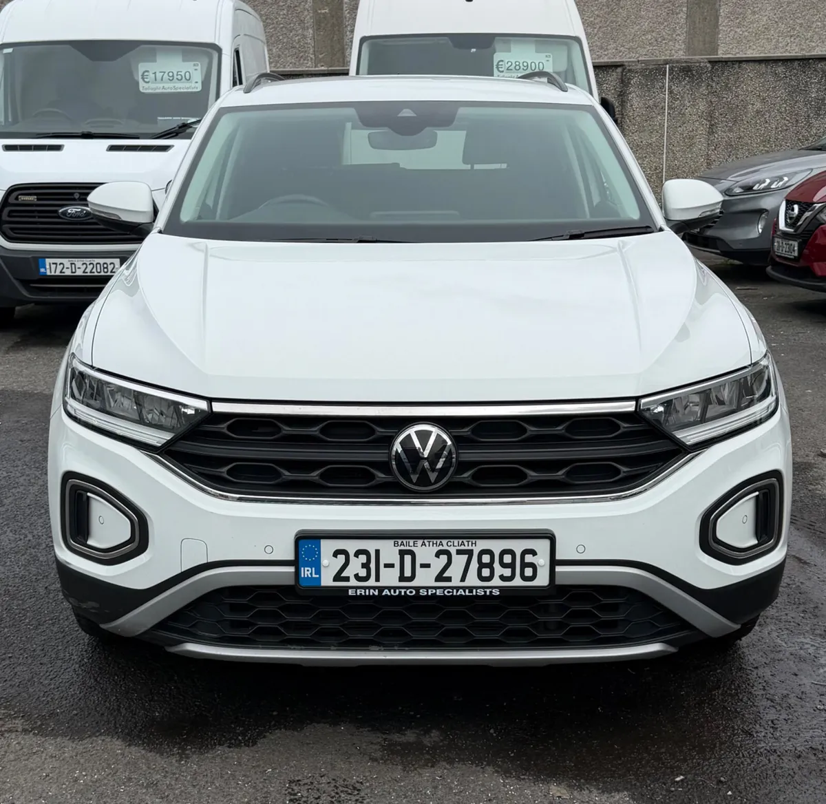 2023 Volkswagen T-Roc Commercial - Image 2