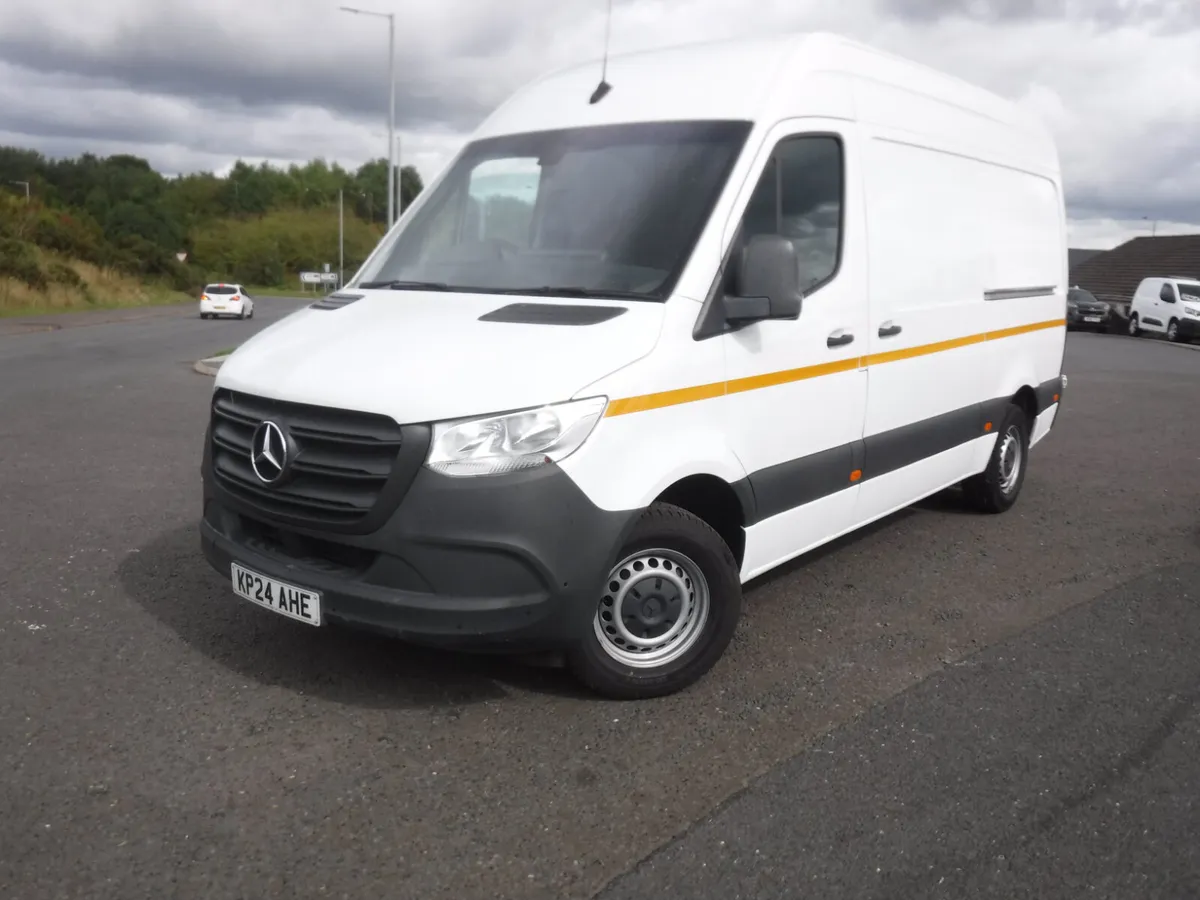 Mercedes Sprinter 2024 mwb high roof panel van. - Image 1