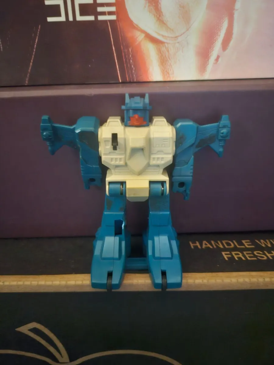 Vintage Takara Transformer - Image 2