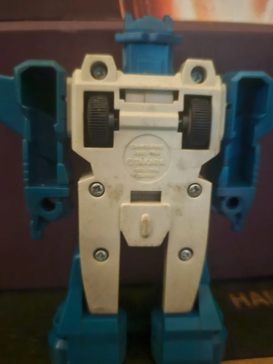 Vintage Takara Transformer - Image 3