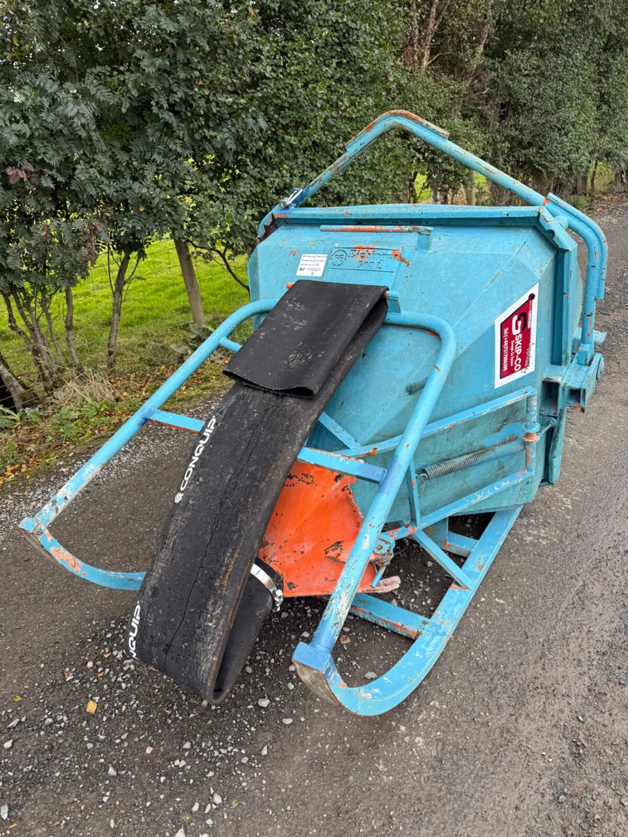 Concrete Skip (half metre) - Image 2