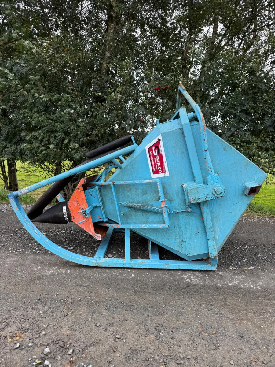 Concrete Skip (half metre) - Image 1