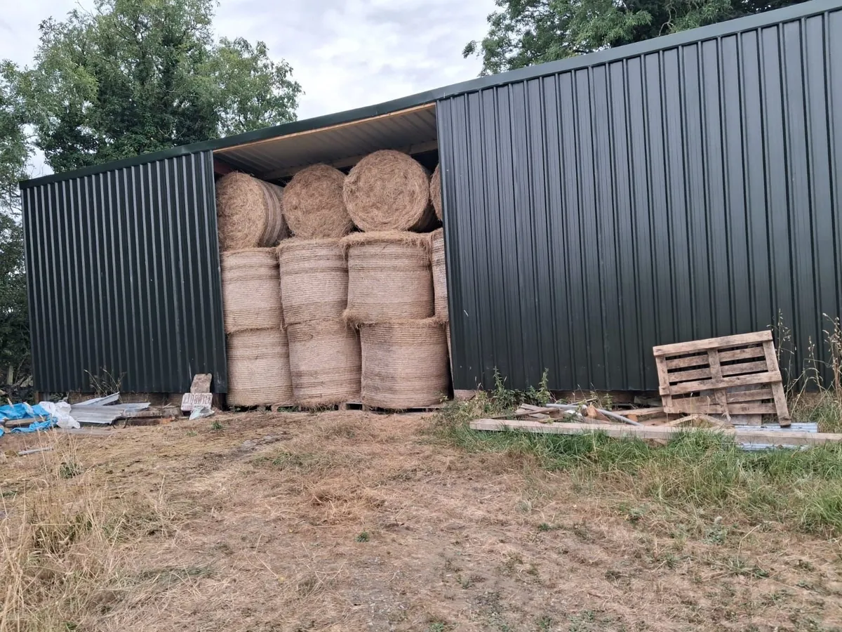 Hay & Silage Bales - Image 1