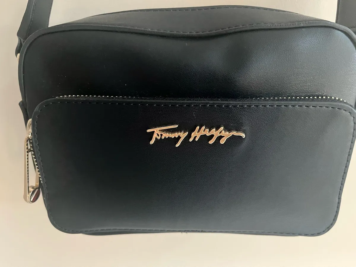 Tommy Hilfiger Bag - Image 4