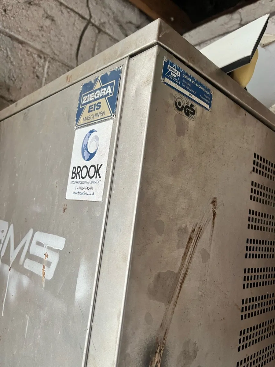 Ice machine parts or repair - Image 2