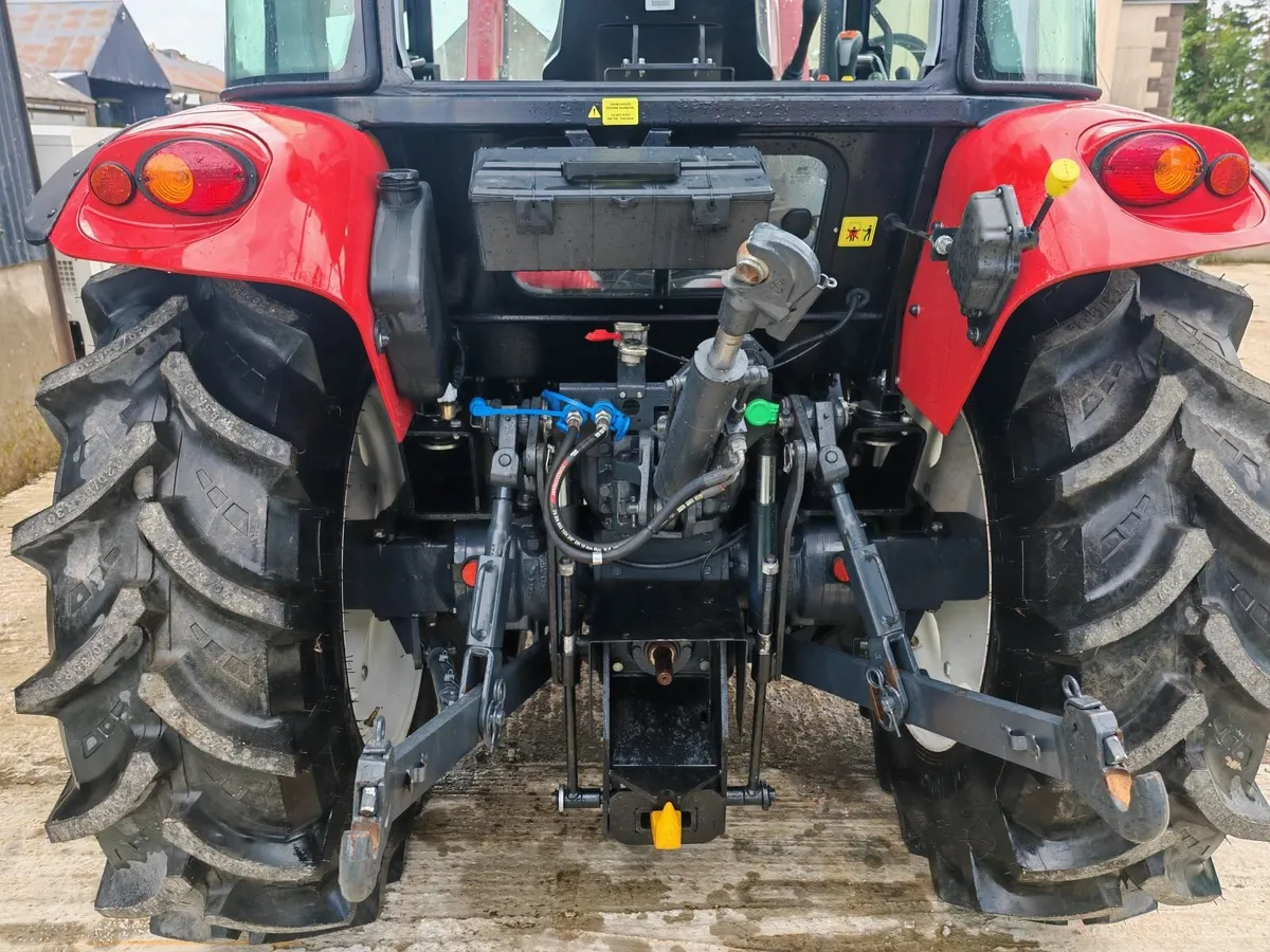 Tractor Armatrac 1902 854 LUX Demo Hrs MFD 2022 - Image 2