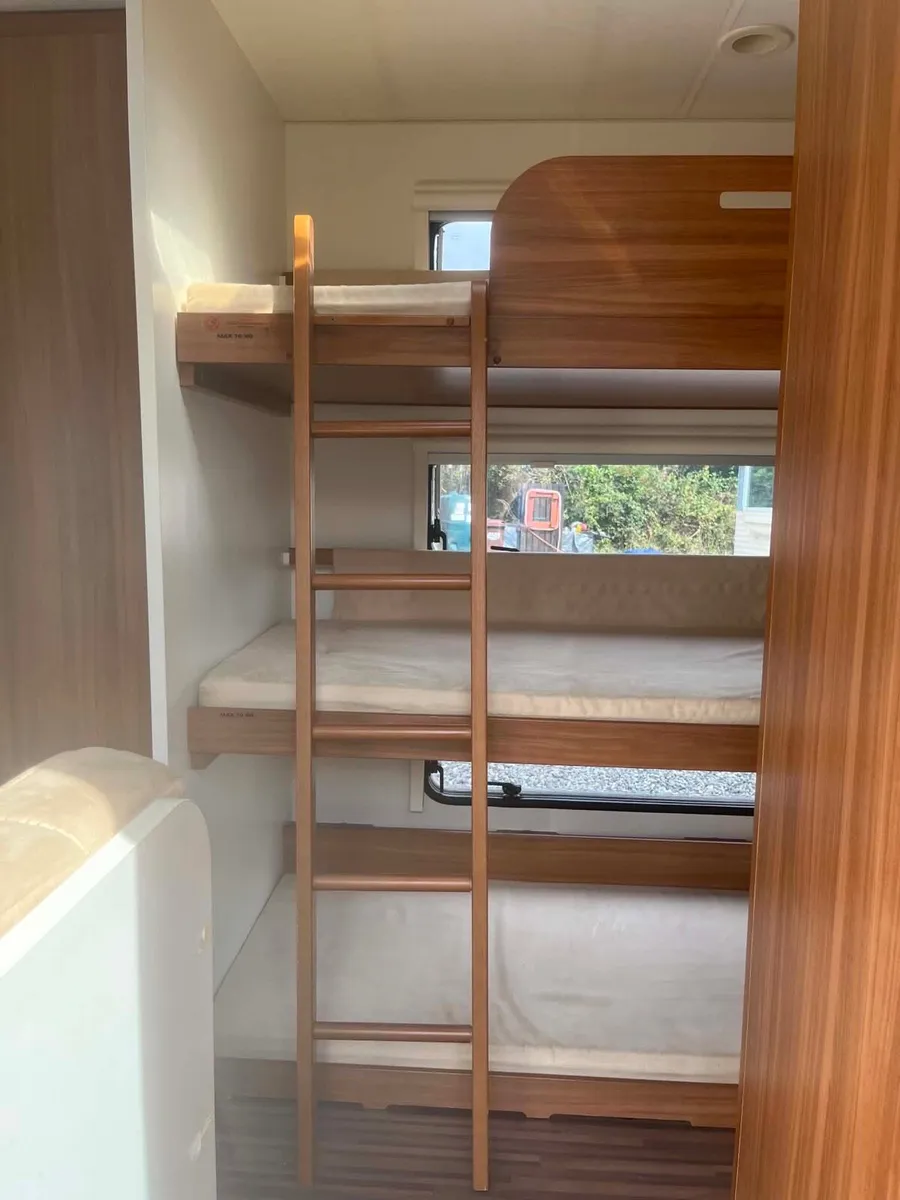 Rare 6-7 berth Adria caravan Triple fixed bunk bed - Image 2