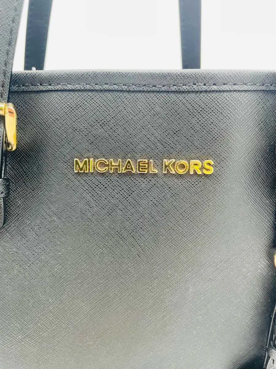 Authentic Michael Kors Hand Bag - Image 3