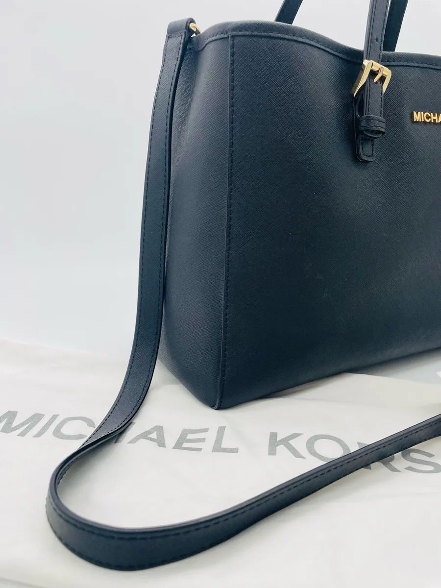 Authentic Michael Kors Hand Bag - Image 4