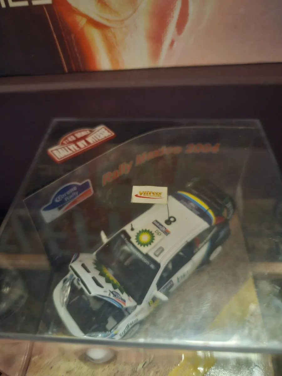 Corgi Vitesse Ford Focus Rally - Image 2