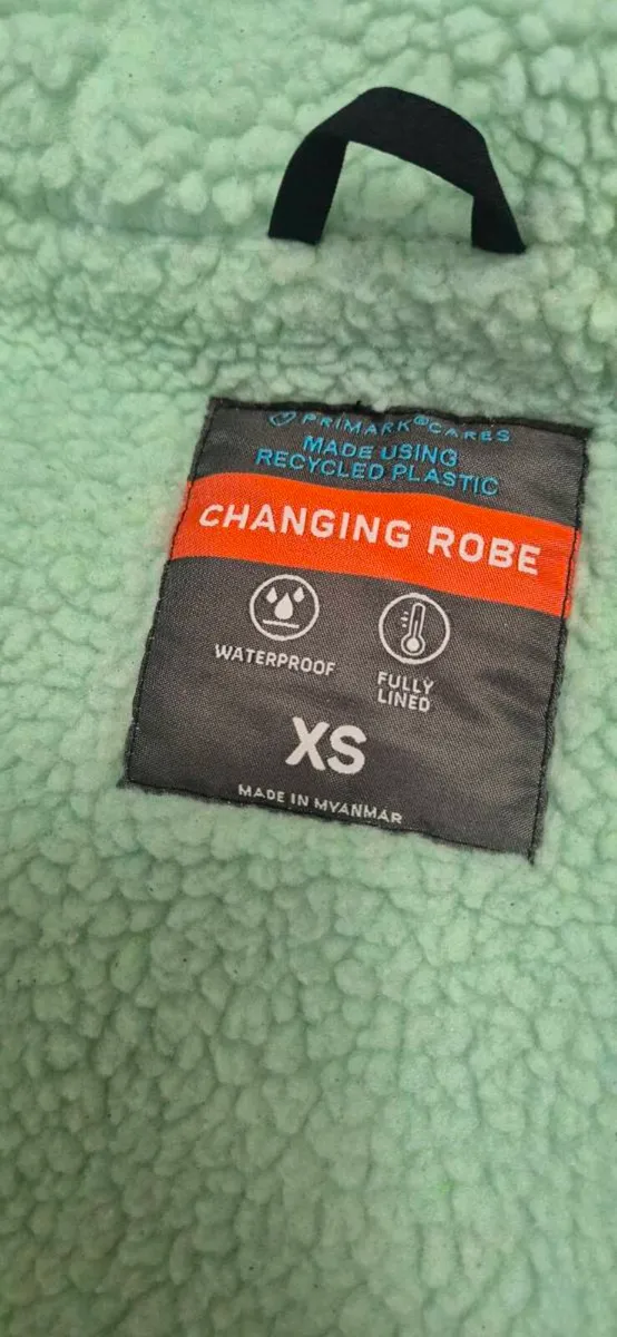 changing  robe xs - Image 4