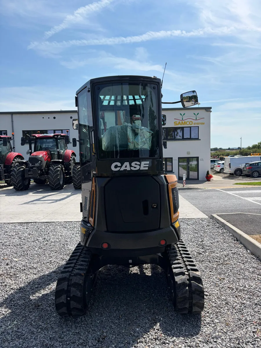 CASA CX 25 Mini Digger - Image 2