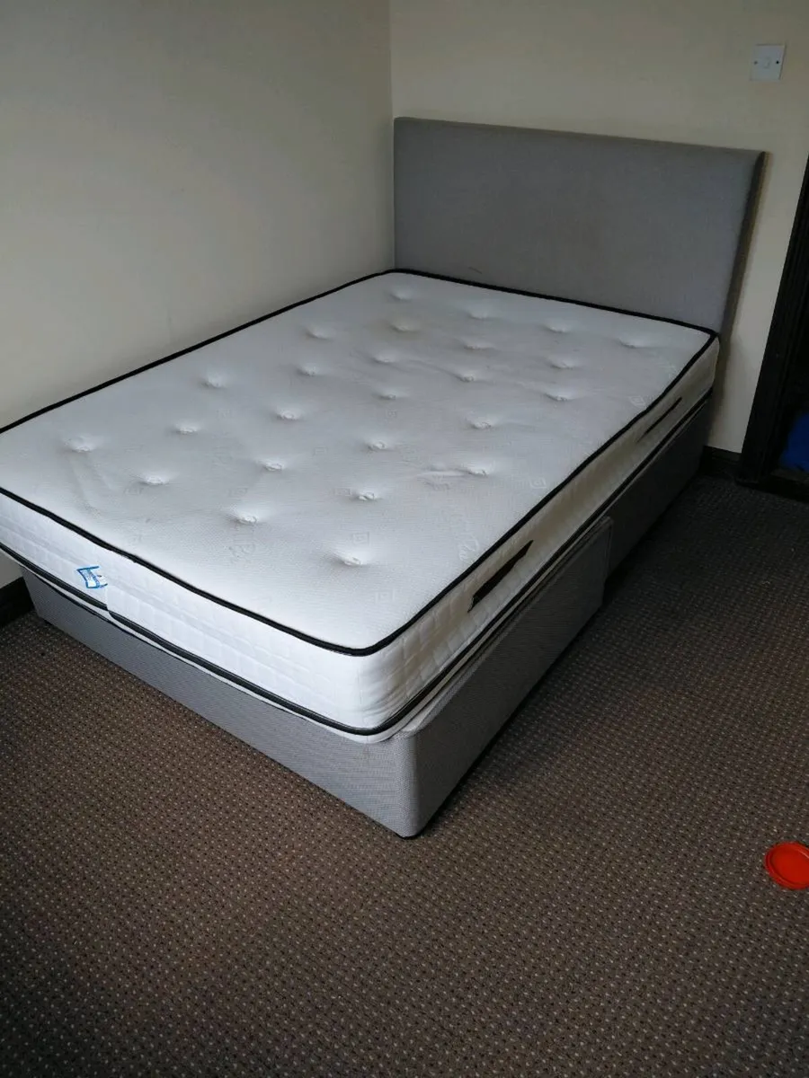 Beds - Image 1