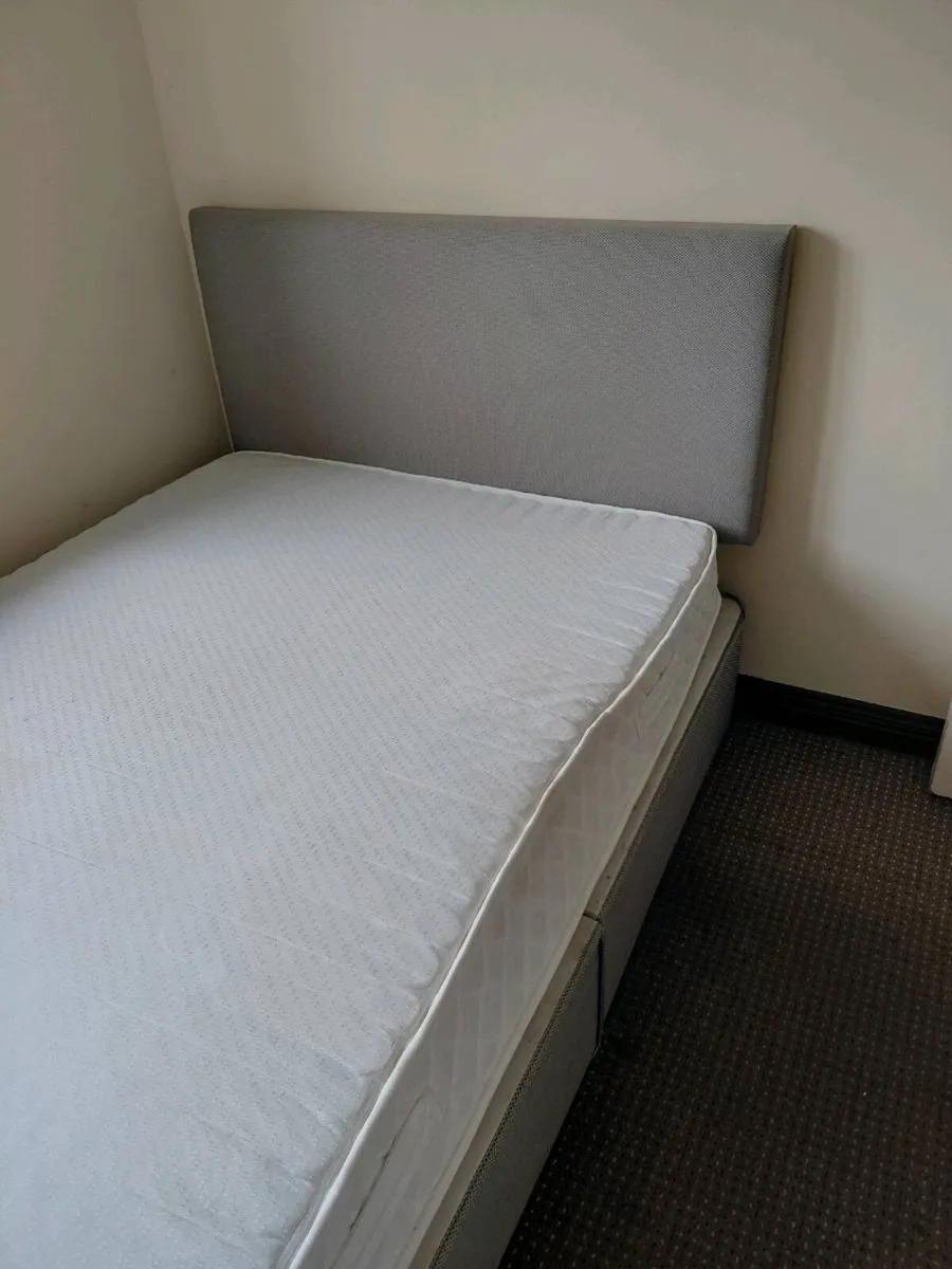 Beds - Image 3