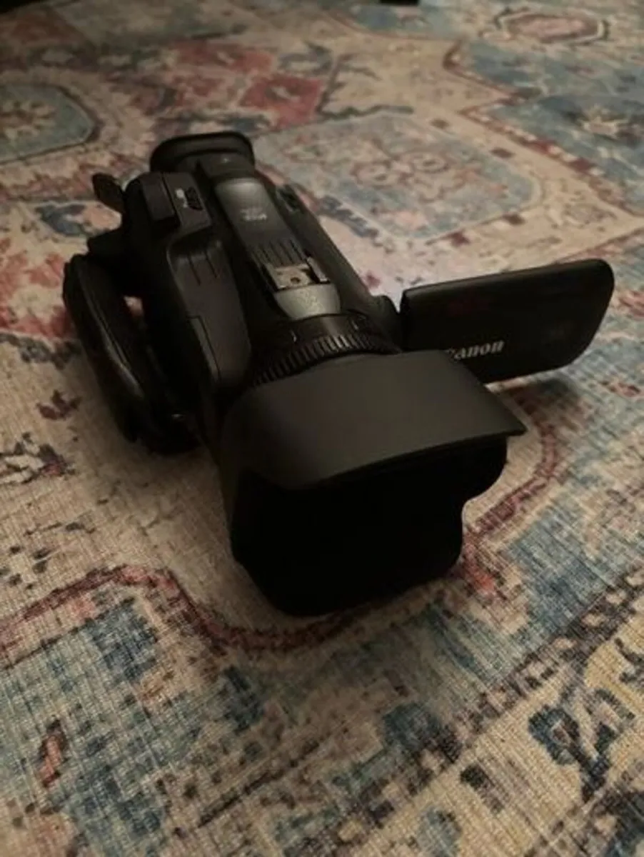 Canon VIXIA HF G50 4K Camcorder - Image 2