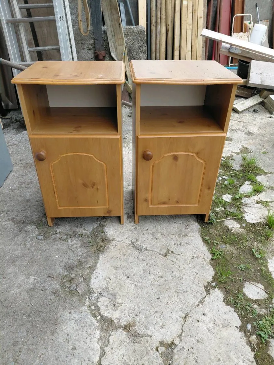 Wardrobes bedside lockers - Image 3