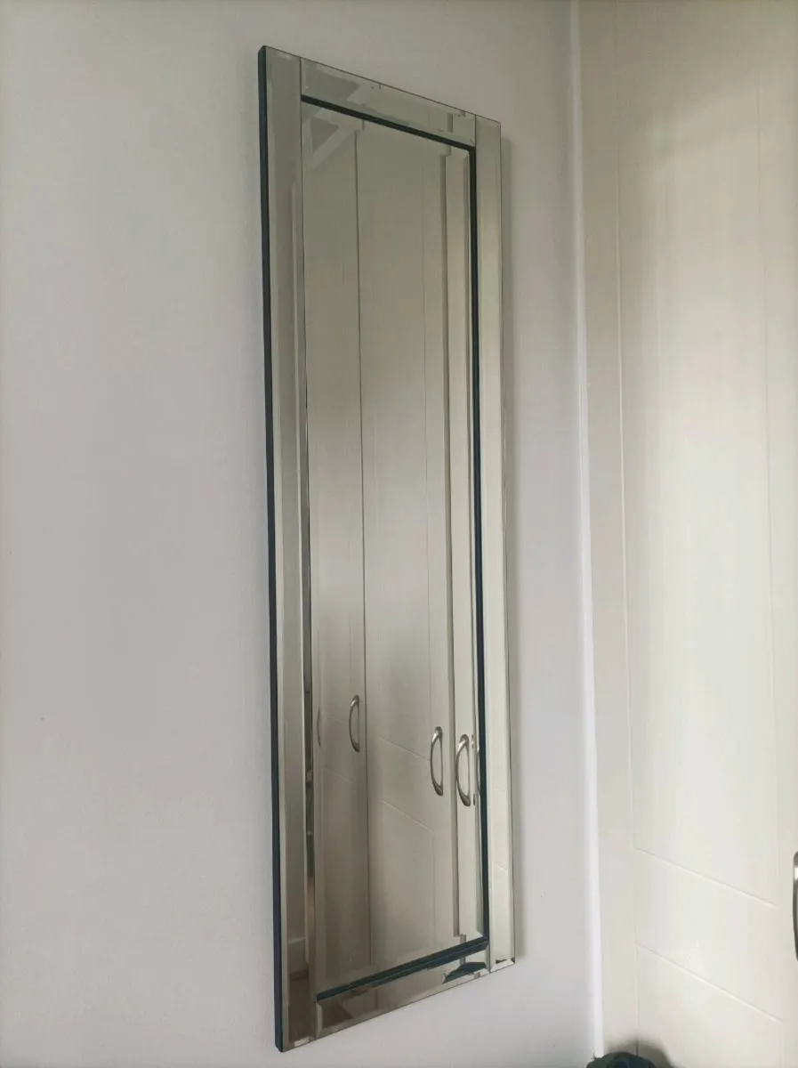 Good quality mirror