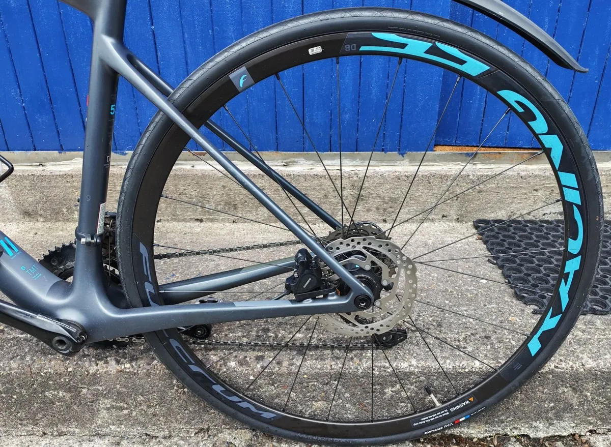 Road Bike - Image 3