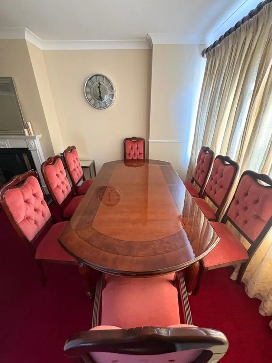 Dining table & 8 chairs - Image 3