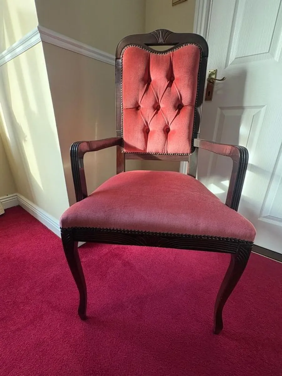 Dining table & 8 chairs - Image 4