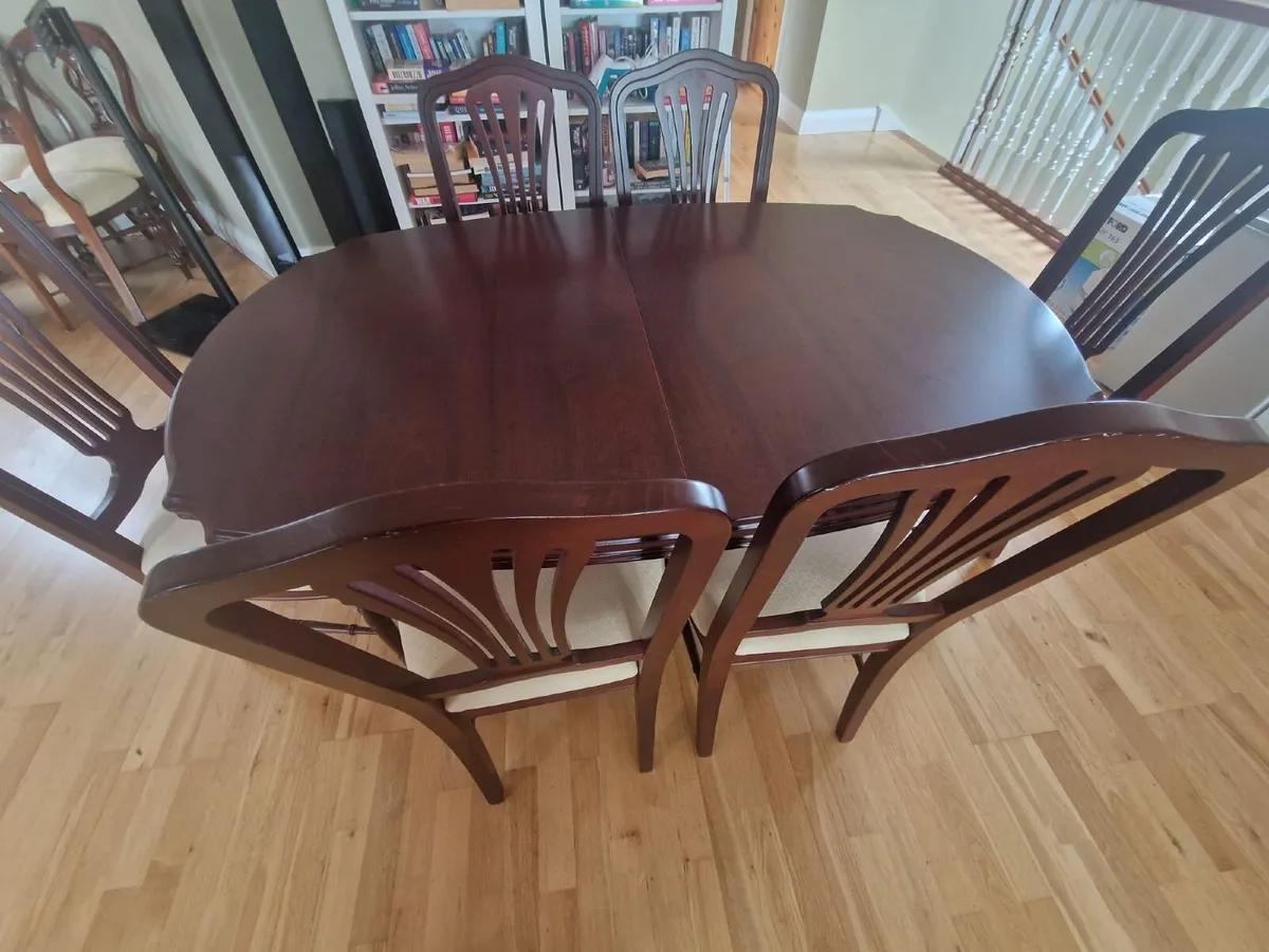 Rossmore solid Mahogany Dinning Table &  6 Chairs - Image 2