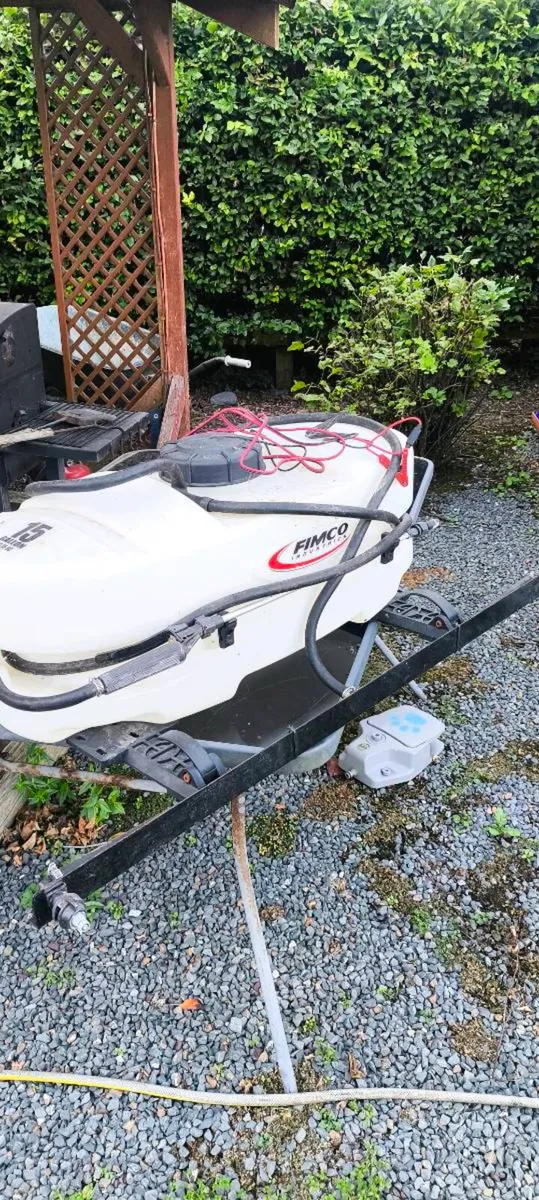 Quad sprayer - Image 1