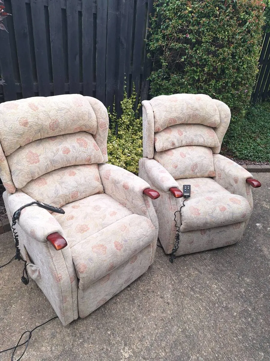 Two dual motor riser recliner electric armchairs - Image 3
