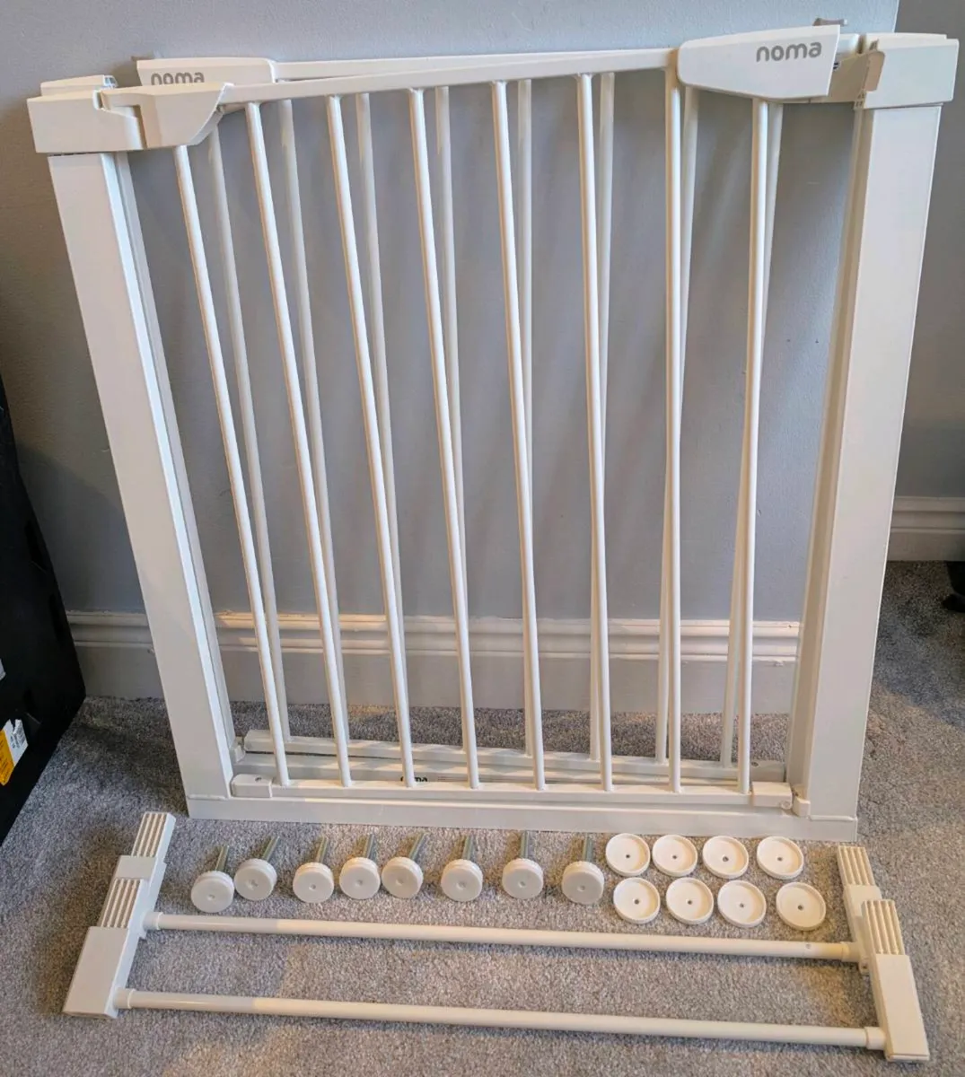 Noma Pressure Fit Safety Gate + 2 Extensions - Image 1